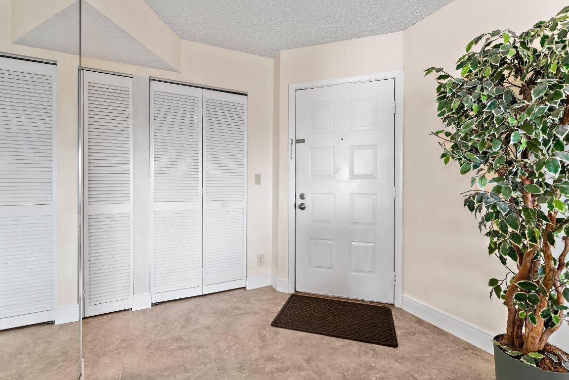 SEA RISE CONDO - Residential Lease