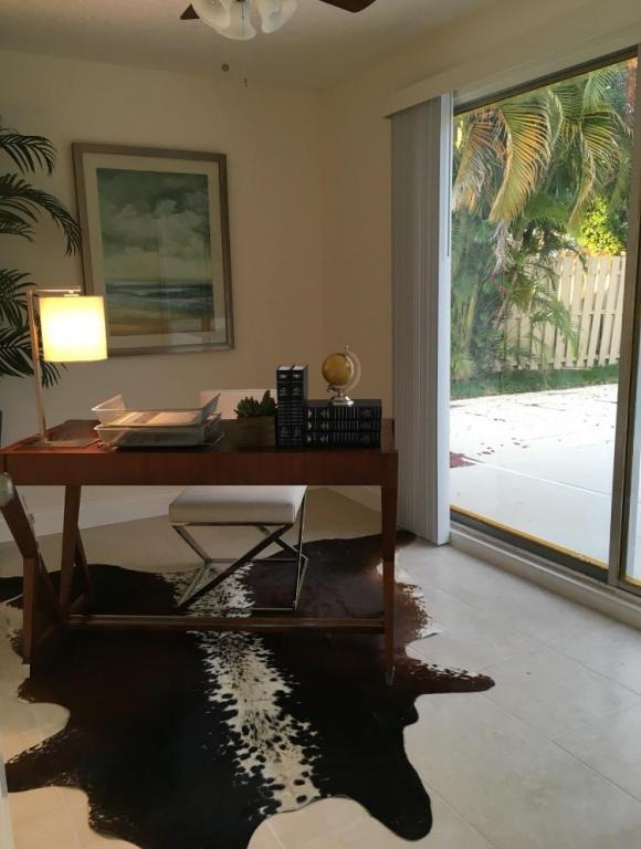 COUNTRY CLUB VILLAGE SEC B - Residential