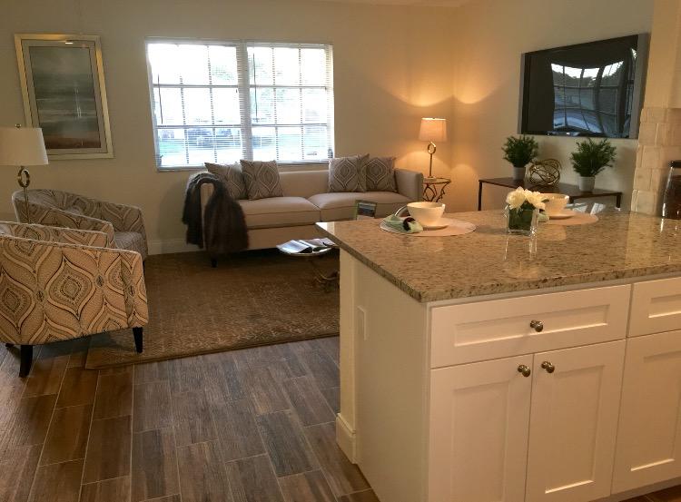 COUNTRY CLUB VILLAGE SEC B - Residential