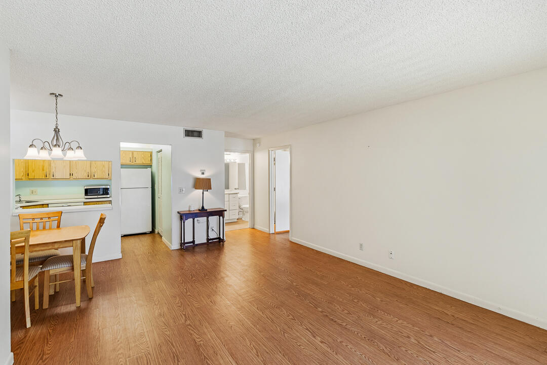 PINE RIDGE AT MARTIN DOWNS CONDO - Residential Lease