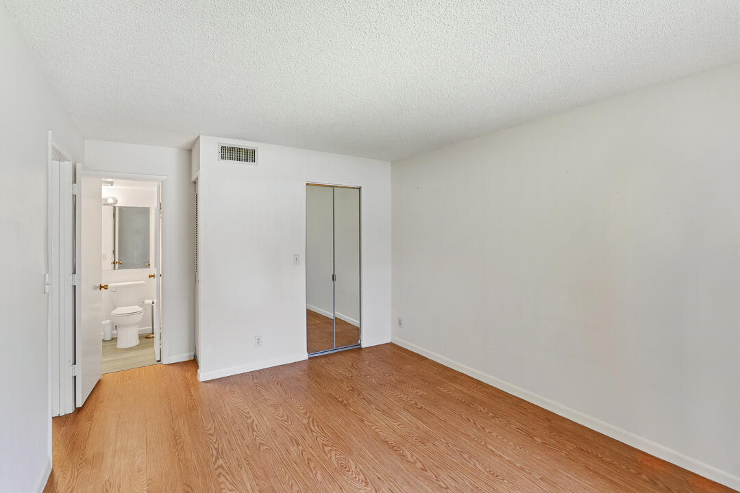PINE RIDGE AT MARTIN DOWNS CONDO - Residential Lease