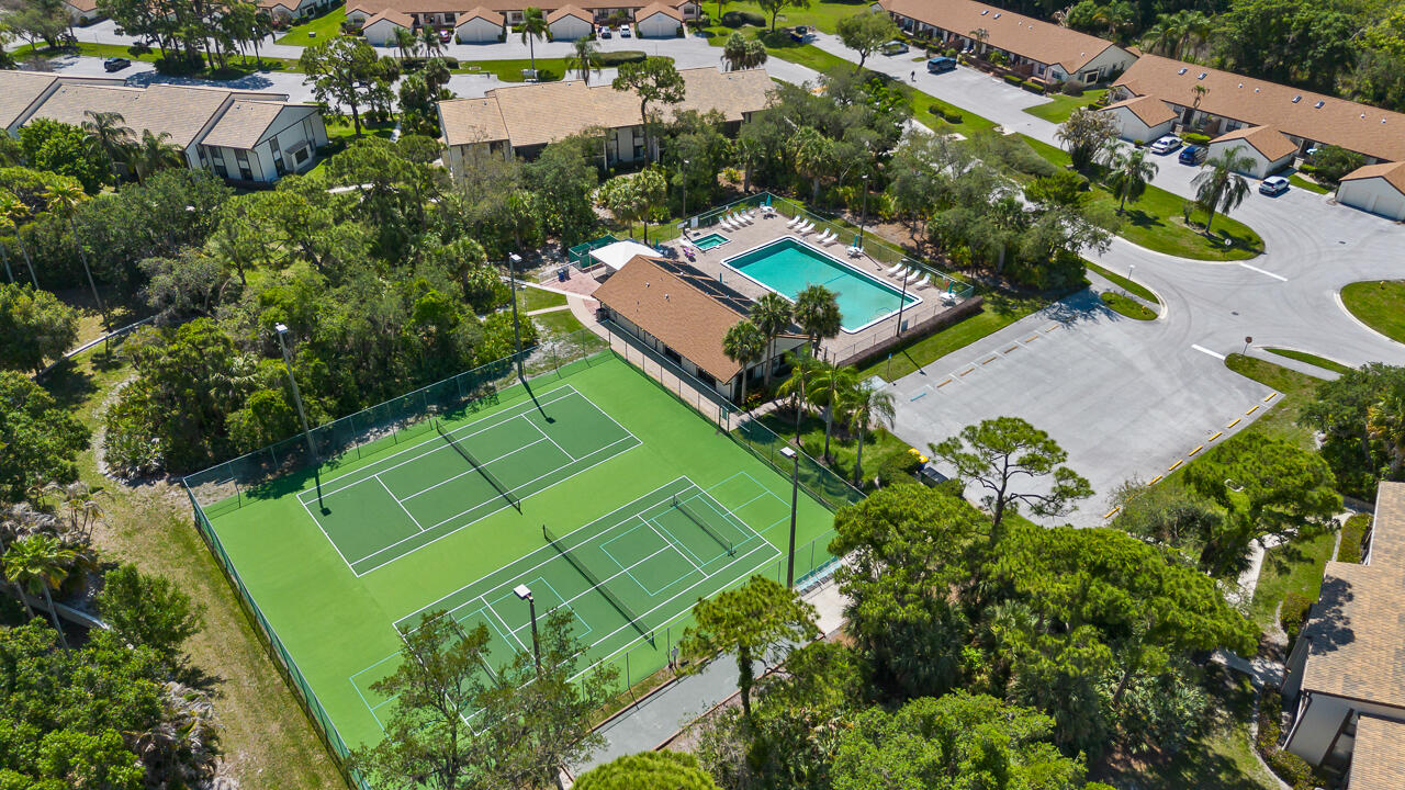 PINE RIDGE AT MARTIN DOWNS CONDO - Residential Lease