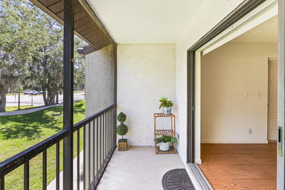 PINE RIDGE AT MARTIN DOWNS CONDO - Residential Lease