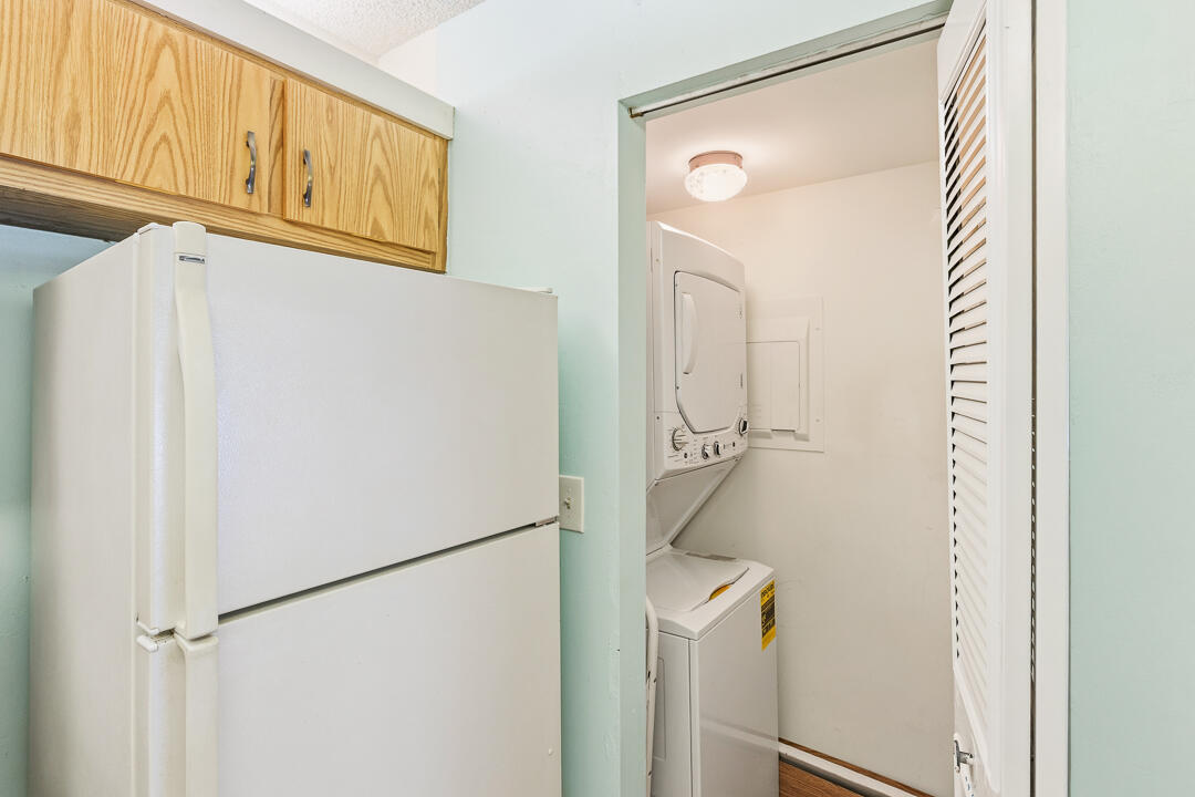 PINE RIDGE AT MARTIN DOWNS CONDO - Residential Lease