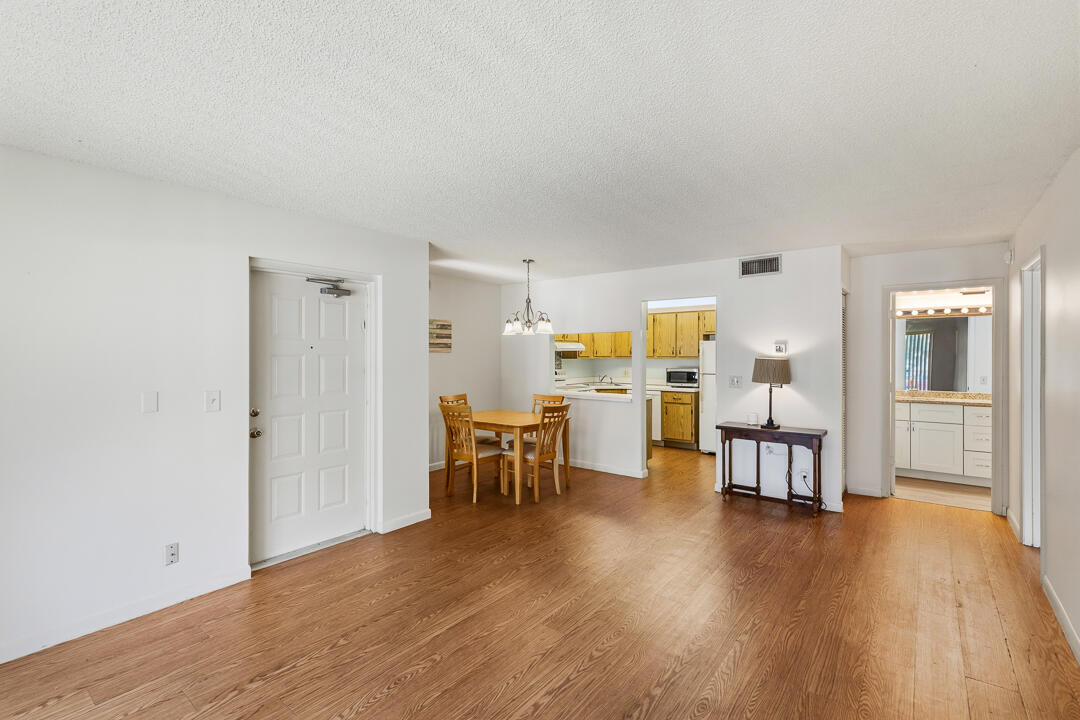PINE RIDGE AT MARTIN DOWNS CONDO - Residential Lease