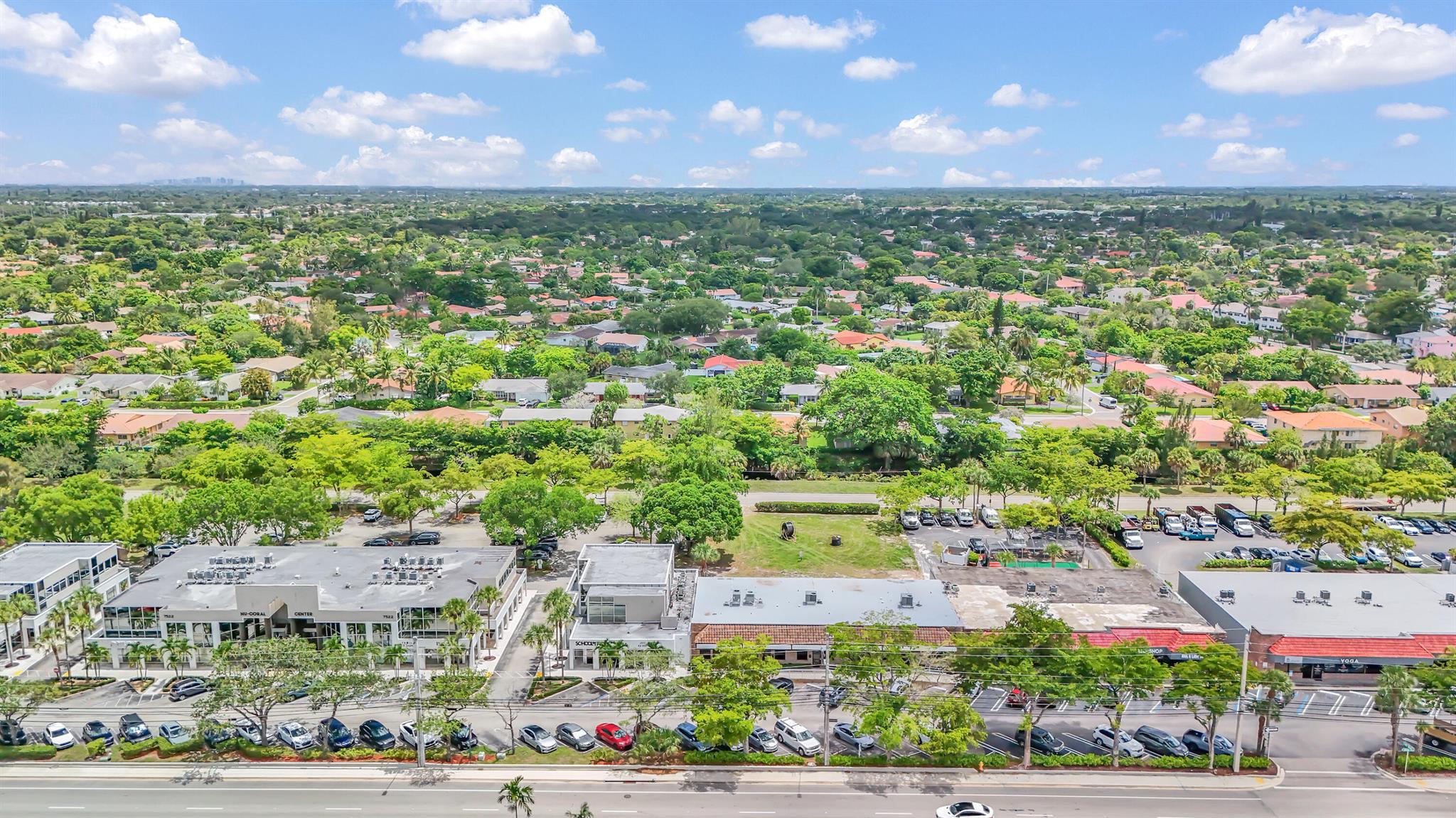 Prime +/-1,100 SF end-cap unit available in a +/-5,886 SF retail strip center at 7600 Wiles Road in Coral Springs. This highly visible location offers excellent signage, ample parking, and strong daily traffic. Zoned B-2, the space is ideal for retail, office, medical, or light service uses. Features include 8' x 10' rear garage doors, convenient access for deliveries, and proximity to University Drive and Sawgrass Expressway. Surrounded by dense residential neighborhoods and national retailers, this site offers a great opportunity to establish your business in one of Coral Springs' busiest corridors.