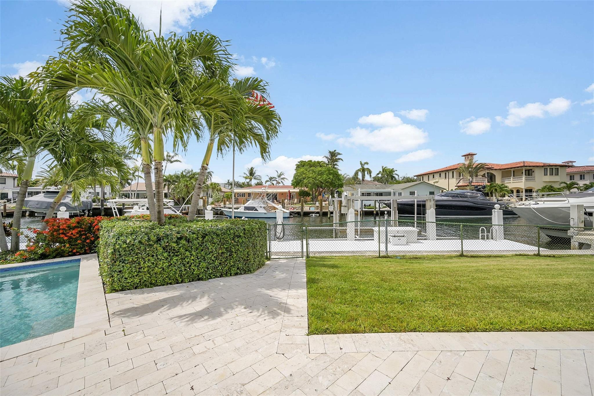 Hillsboro Harbor - Residential