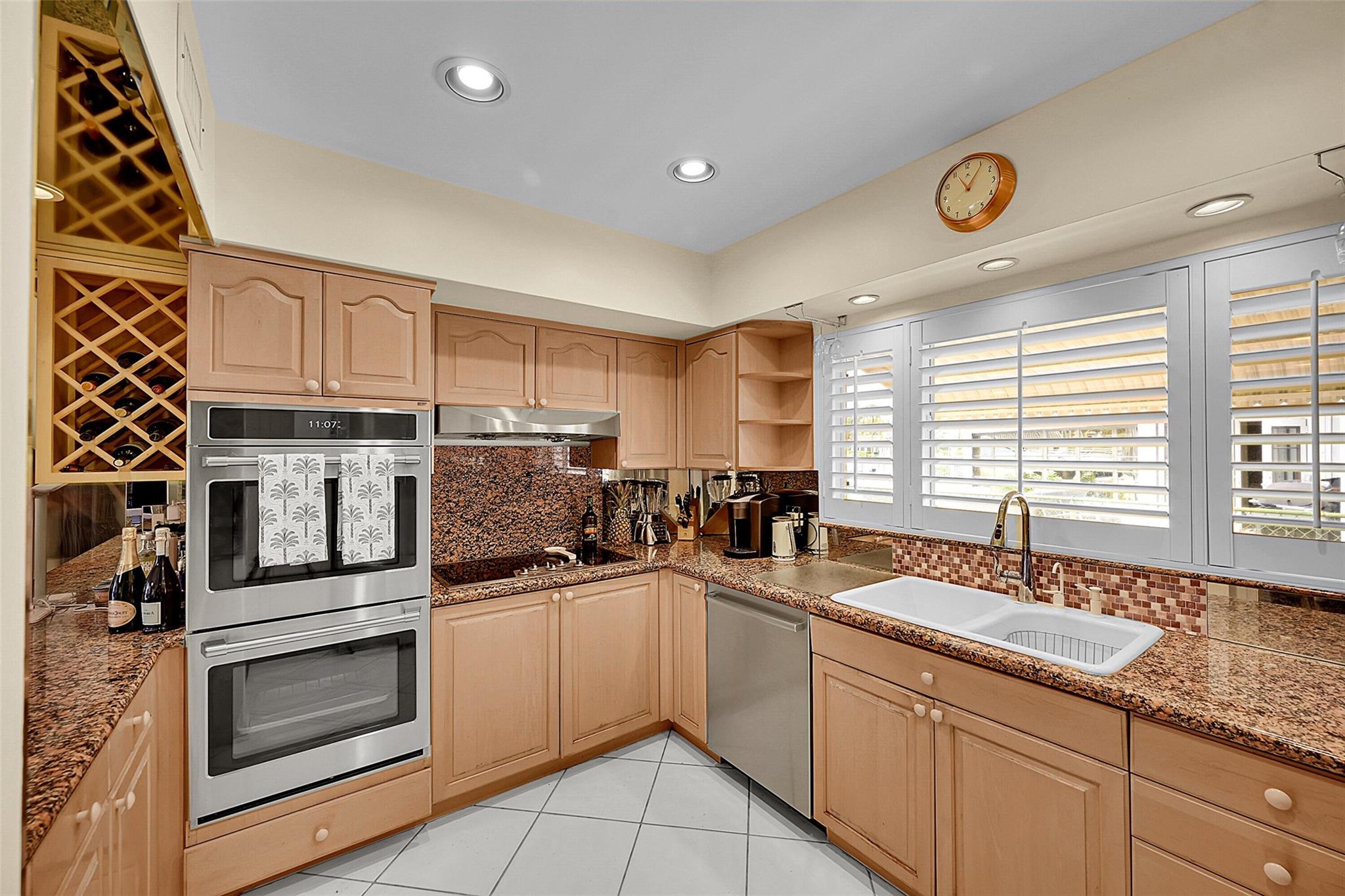 Hillsboro Harbor - Residential