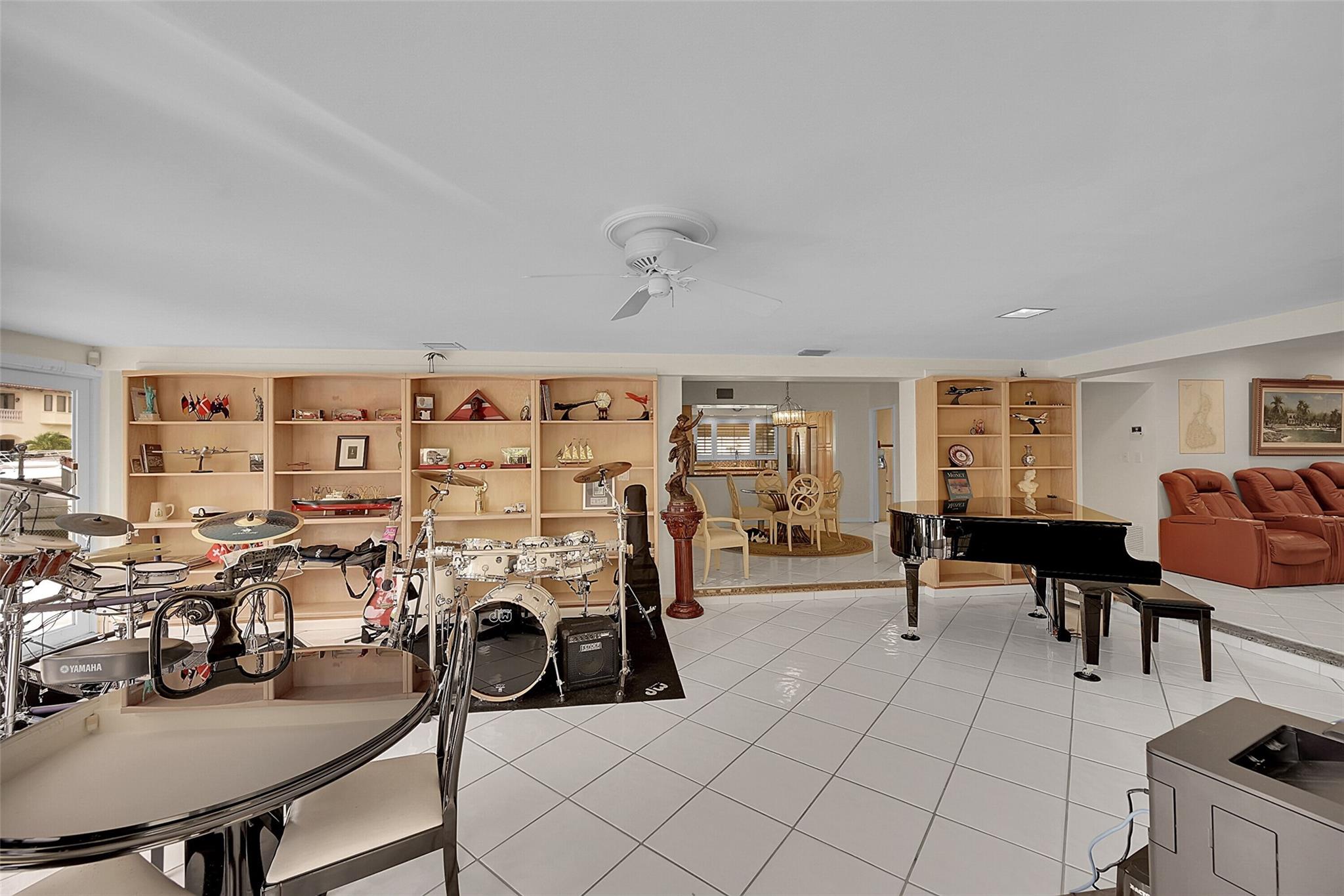 Hillsboro Harbor - Residential