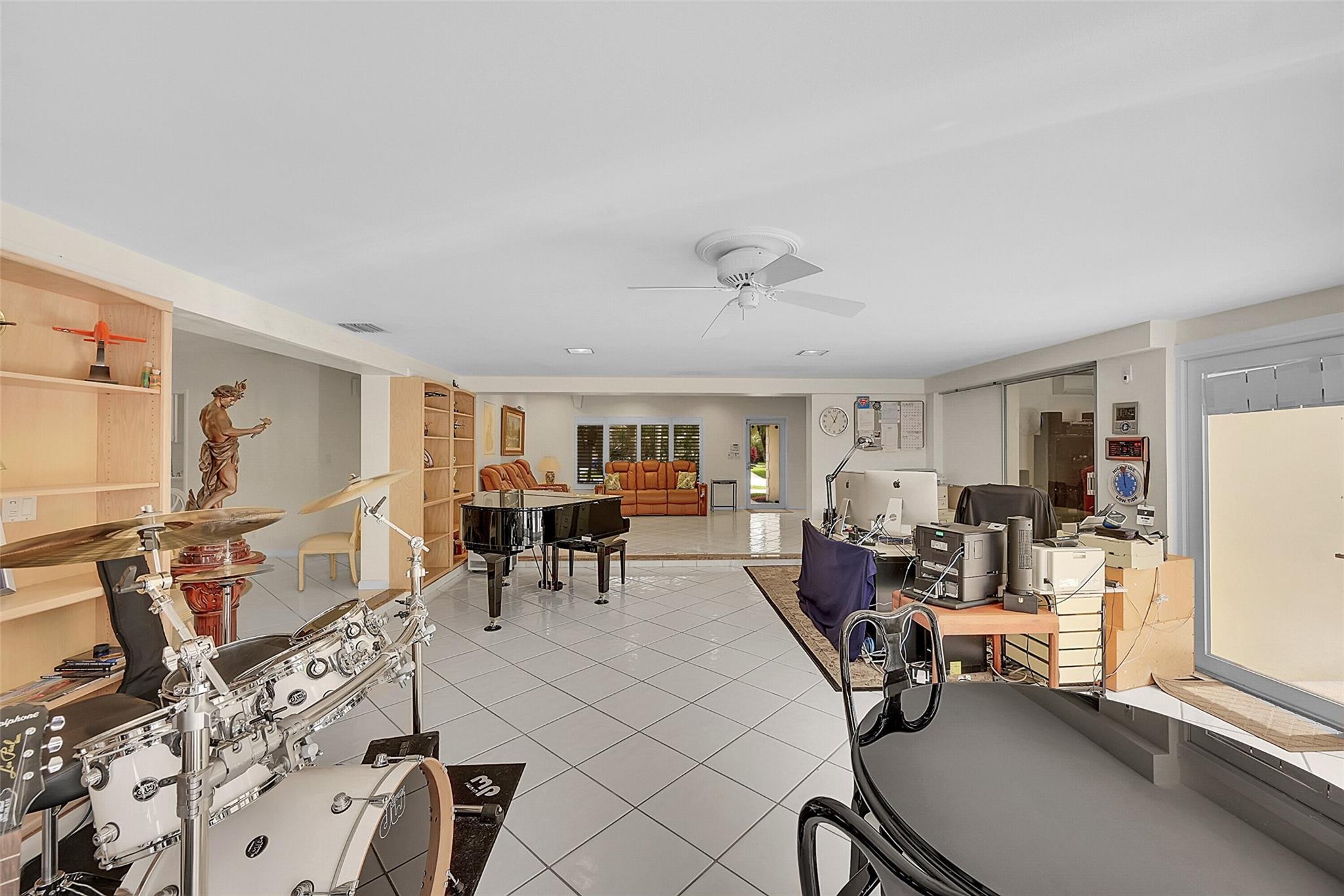 Hillsboro Harbor - Residential