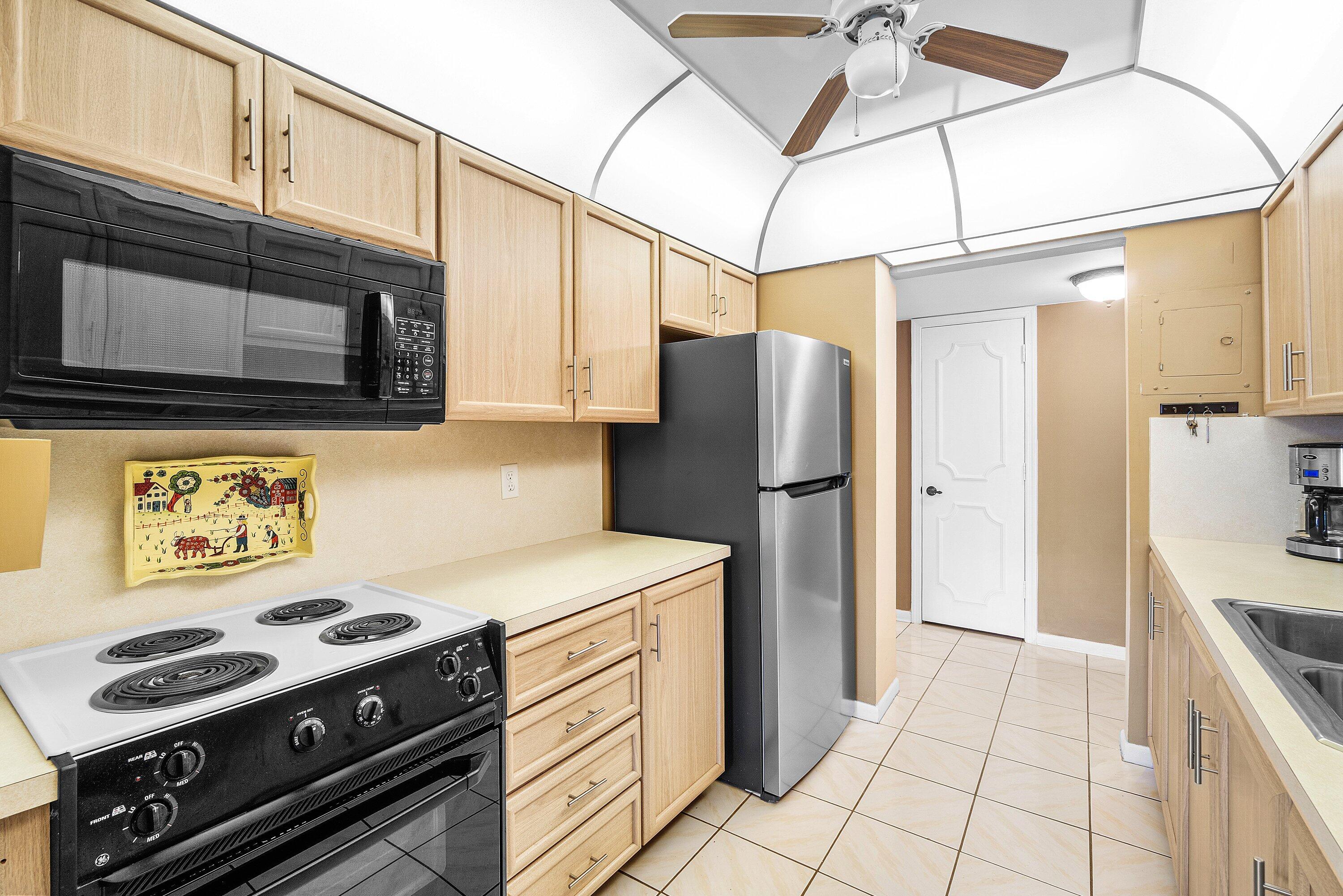 TIERRA DEL MAR CONDO - Residential