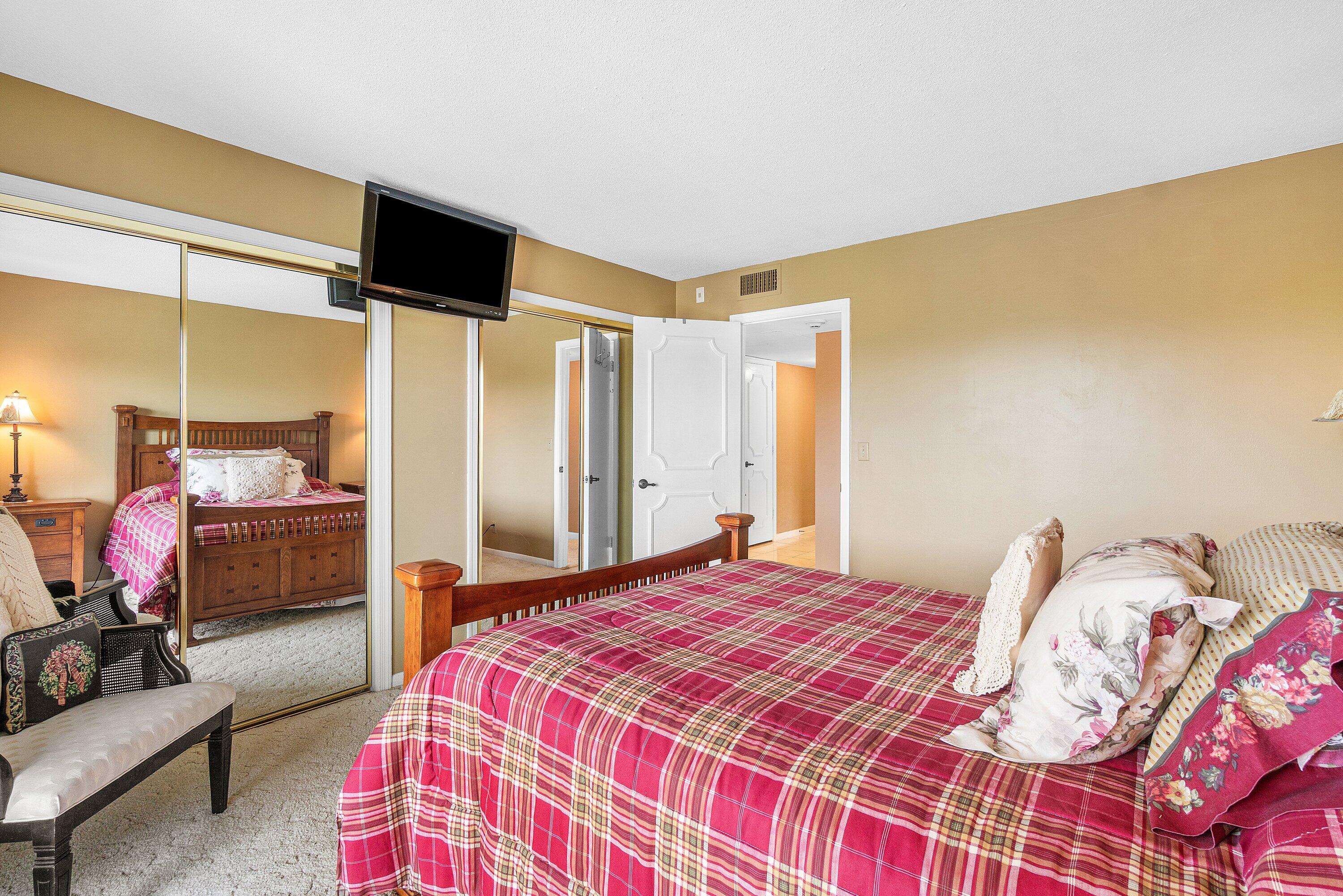 TIERRA DEL MAR CONDO - Residential