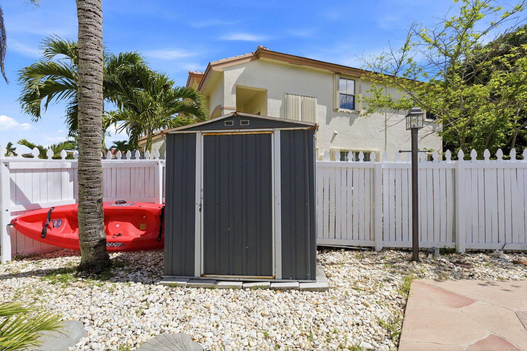 CORAL BAY REPLAT SECTION ONE - Residential