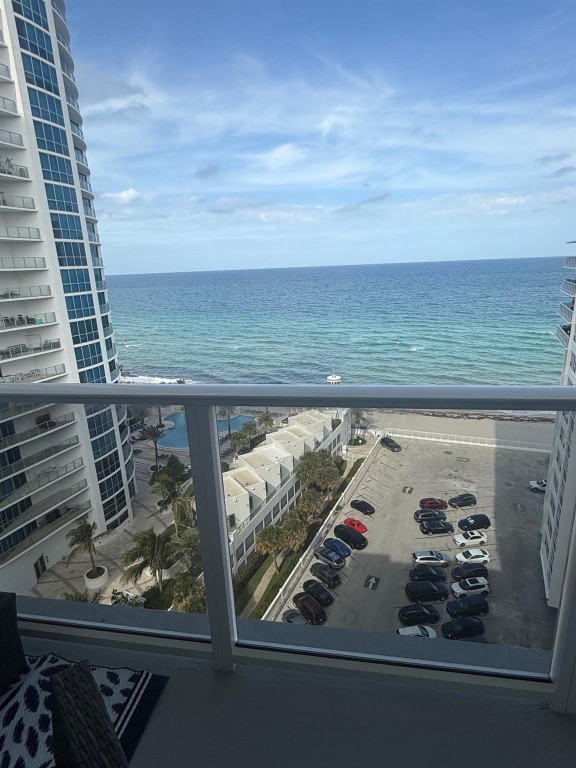 The Alexander Towers Cond - Residential Lease