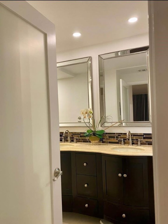 The Alexander Towers Cond - Residential Lease