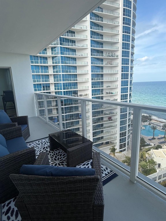 The Alexander Towers Cond - Residential Lease