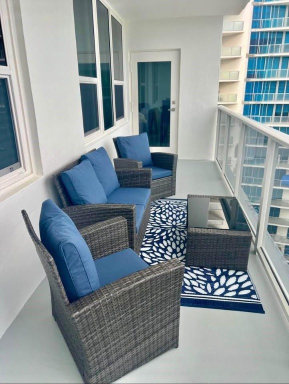 The Alexander Towers Cond - Residential Lease