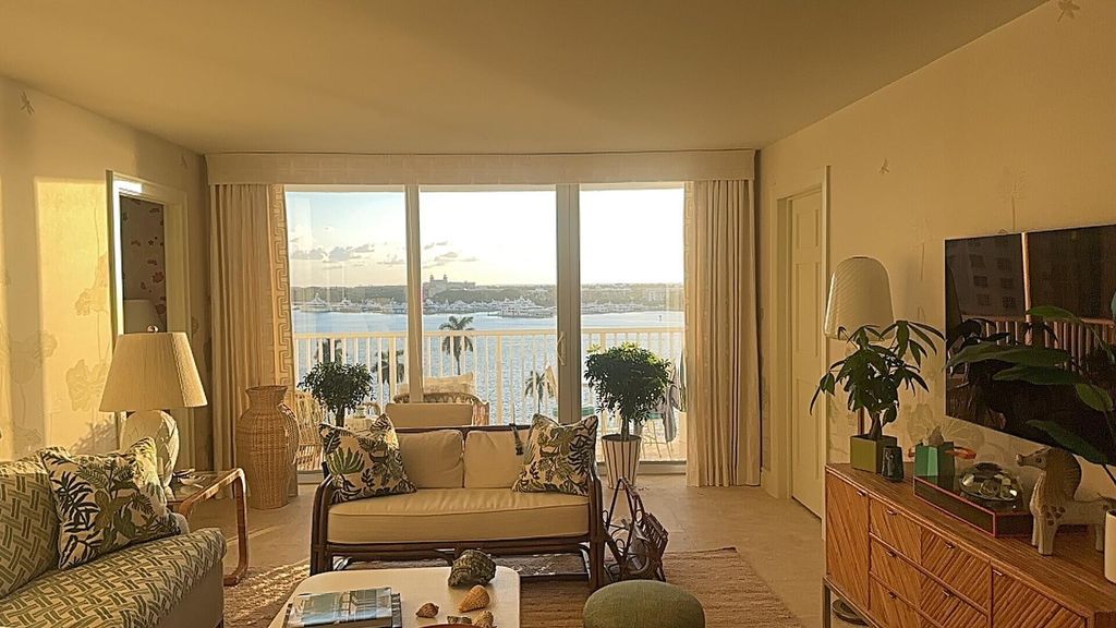 Photo of 1801 S Flagler Drive #1007, West Palm Beach, FL 33401 (MLS # B26027510)