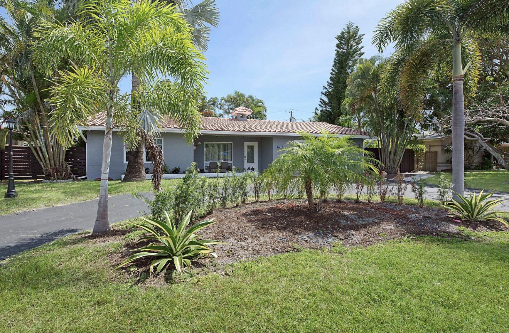 POMPANO BEACH ESTATES - Residential