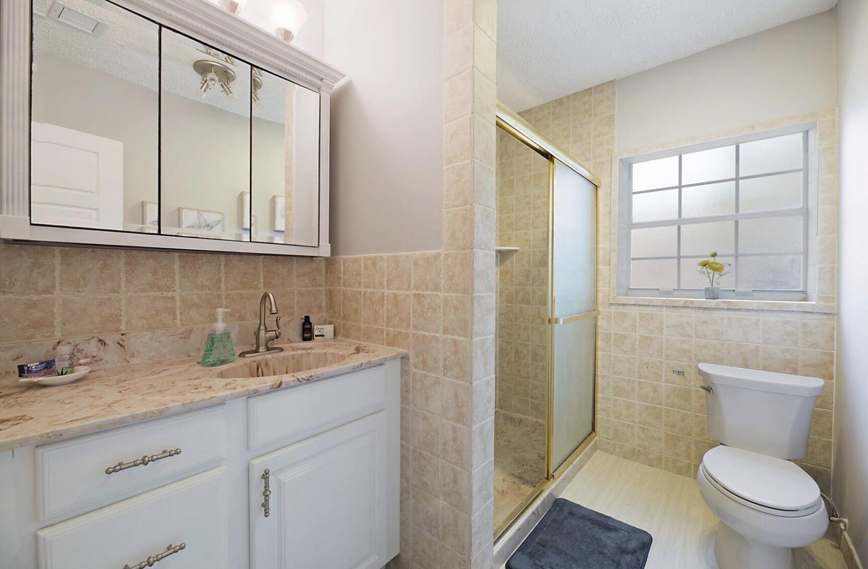 POMPANO BEACH ESTATES - Residential