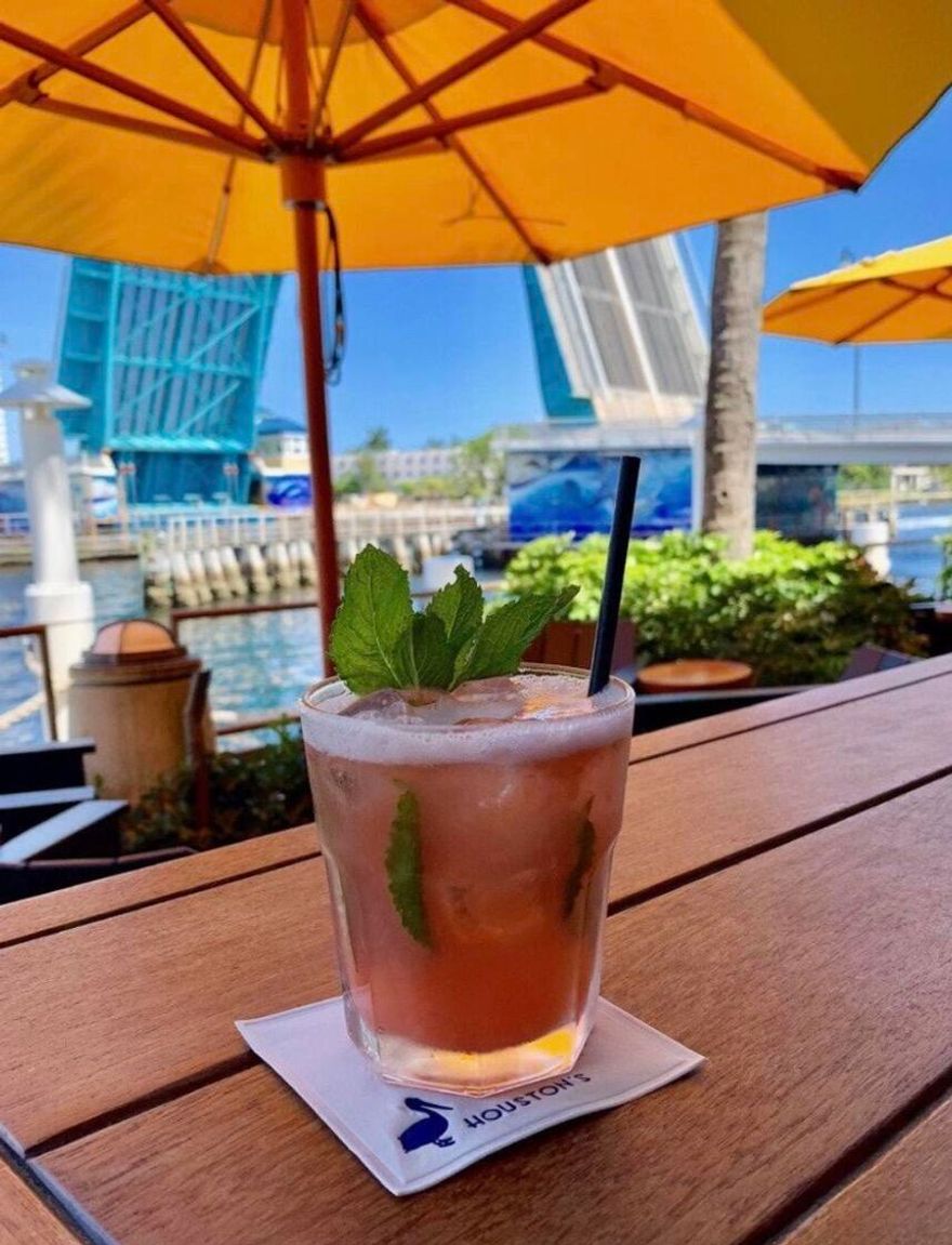 Beautifully updated 3 bedroom 2 bath In the heart of East Pompano. Primary with private entrance and kitchenette. Beautiful lush backyard. Minutes to the beach, fishing village, pier, restaurants, grocery store, golf courses, and so much more!