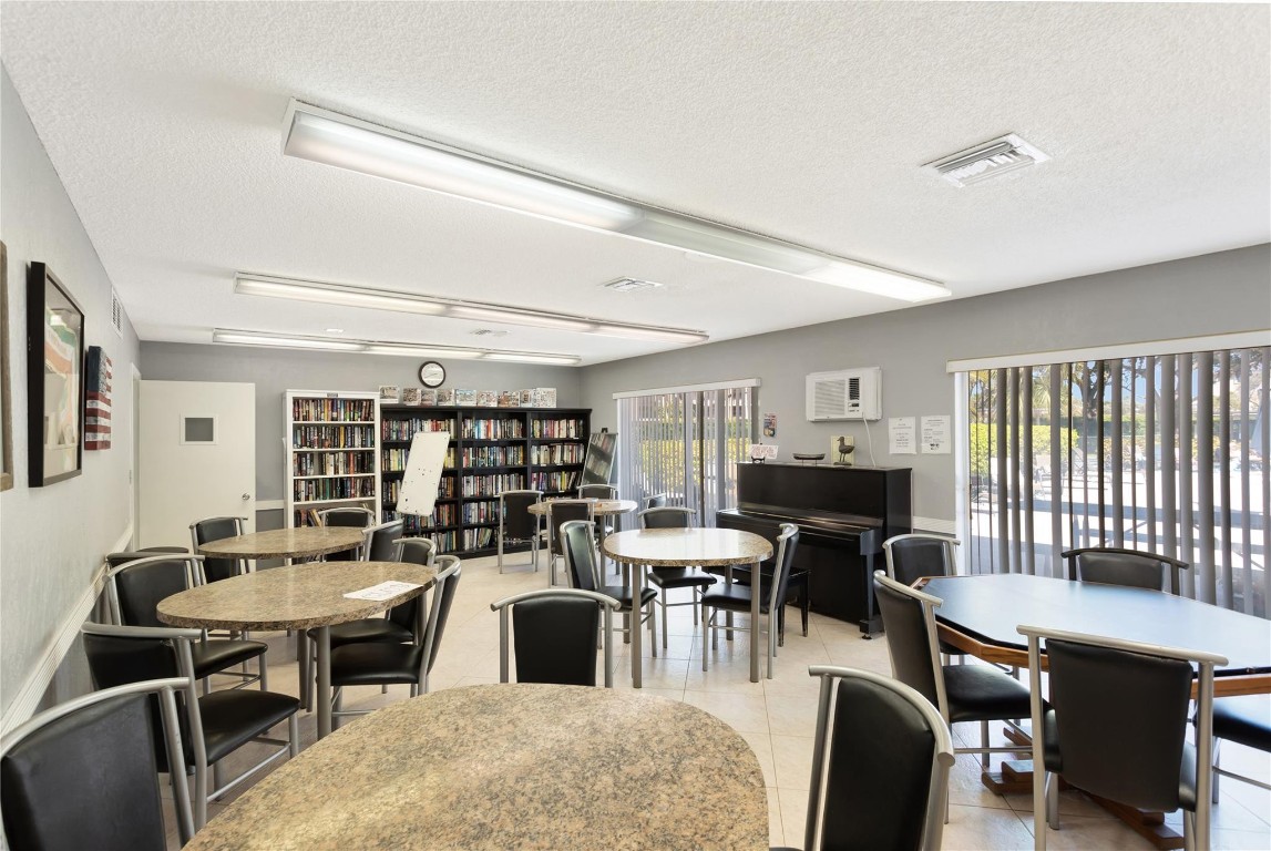 ORIOLE GARDENS THREE - Residential