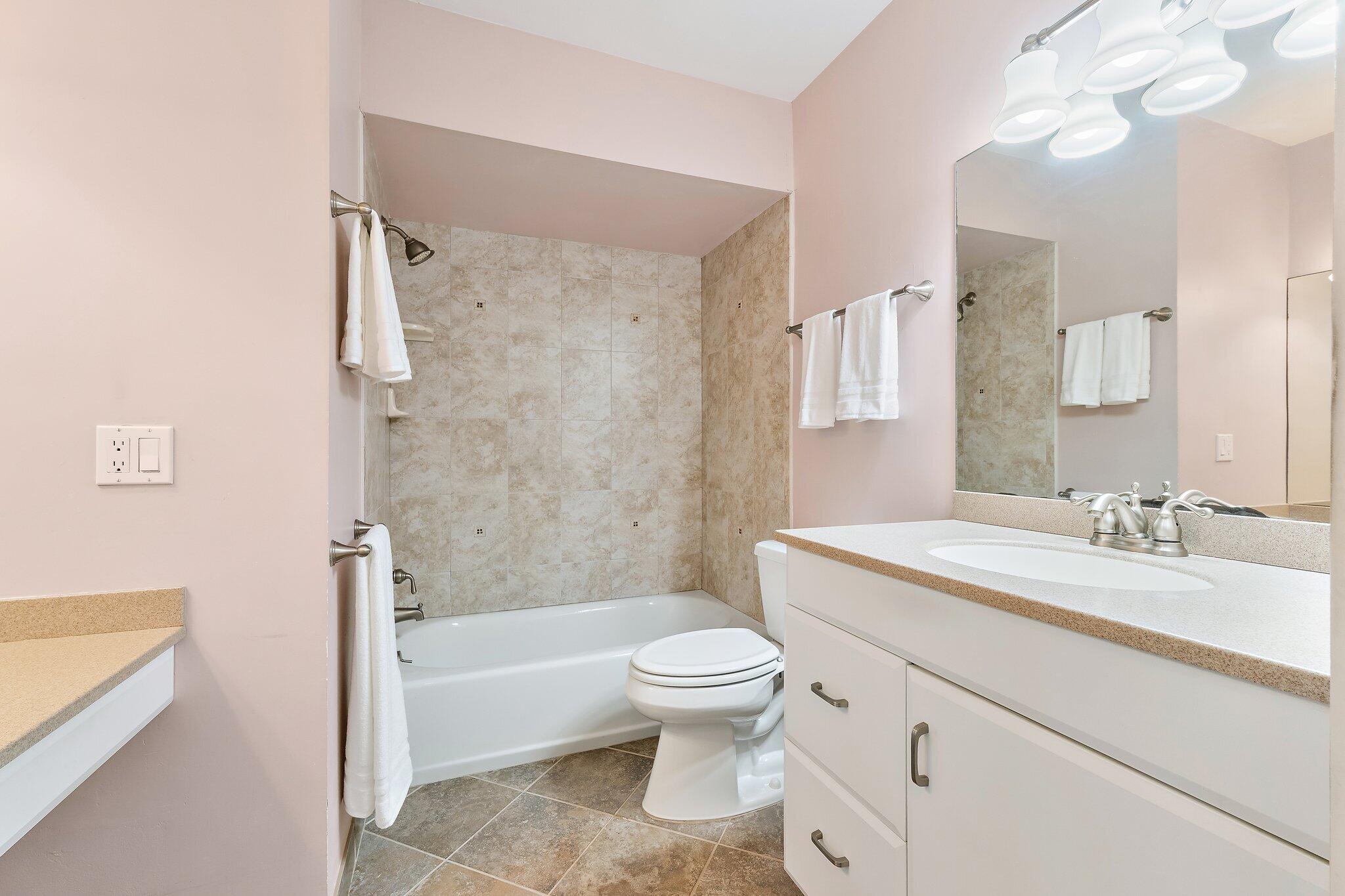 PIERPOINT YACHT CLUB CONDO - Residential