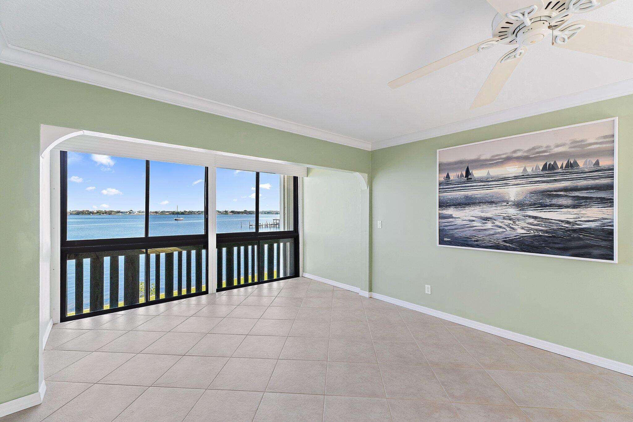 PIERPOINT YACHT CLUB CONDO - Residential