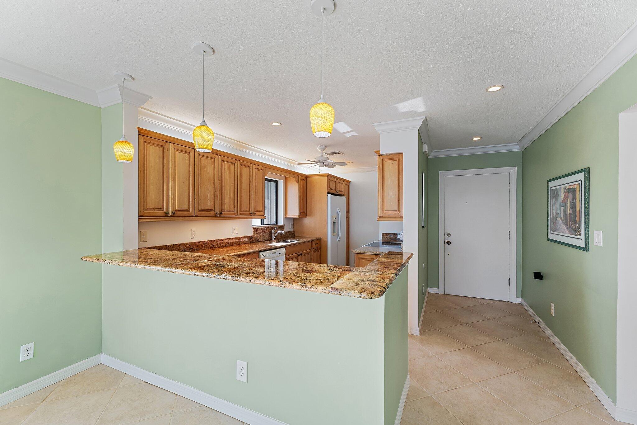 PIERPOINT YACHT CLUB CONDO - Residential