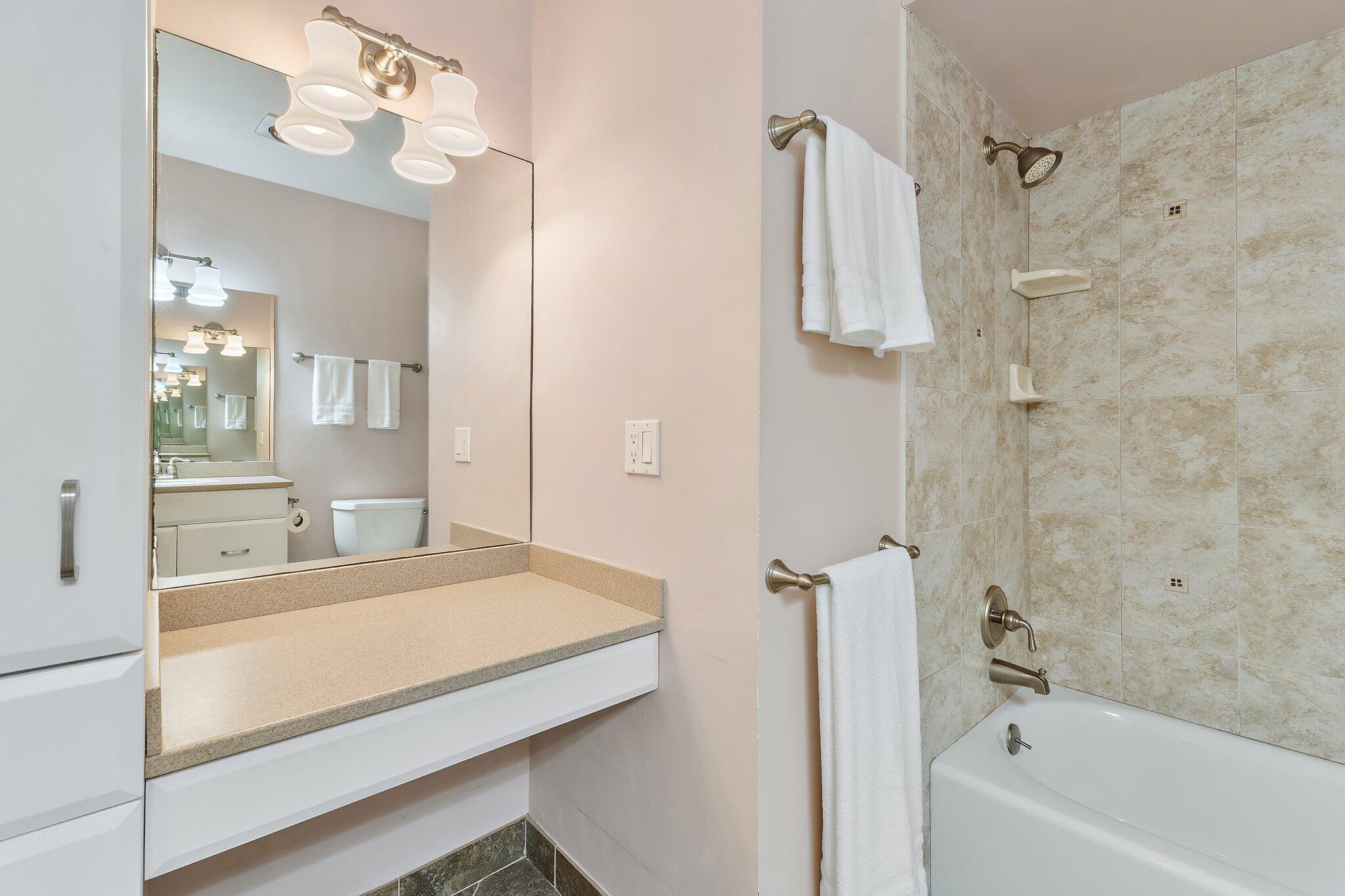 PIERPOINT YACHT CLUB CONDO - Residential