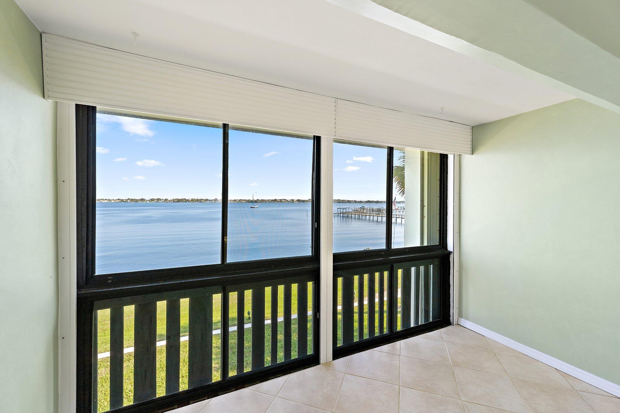 PIERPOINT YACHT CLUB CONDO - Residential