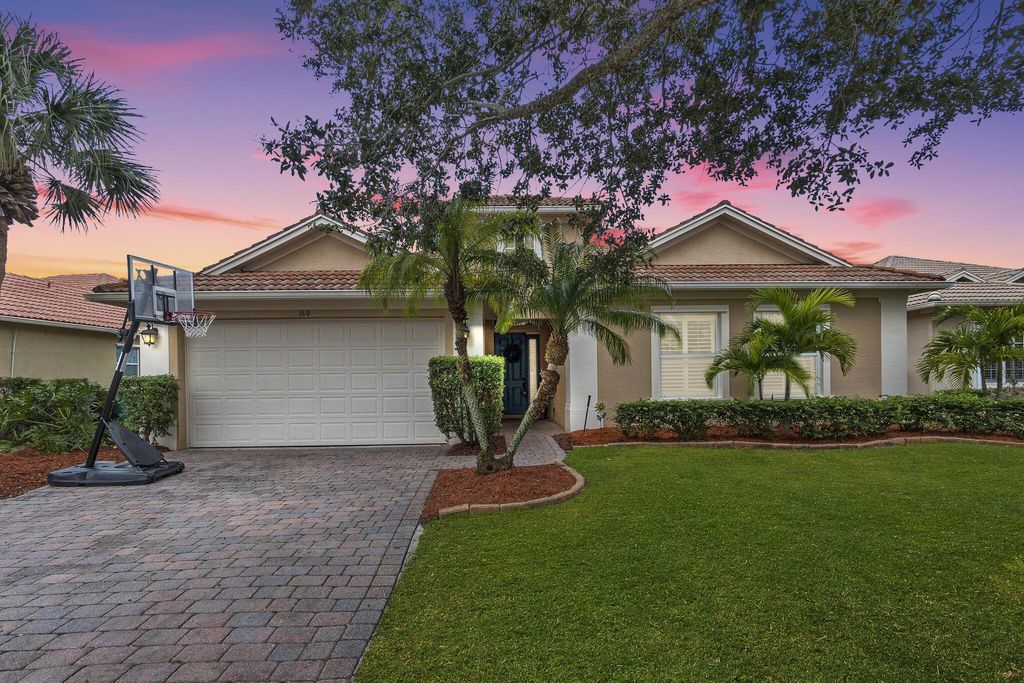 Photo of 360 NW Sheffield Circle, Port Saint Lucie, FL 34983 (MLS # R10949353)