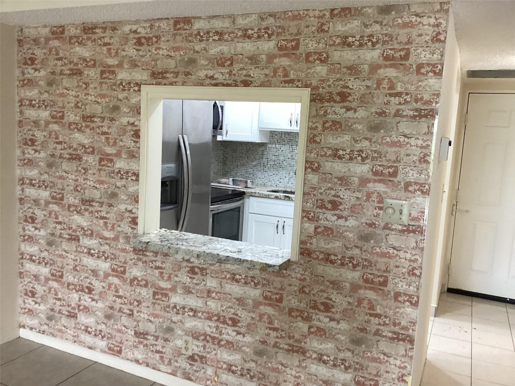 9235 SW 8th Street 509