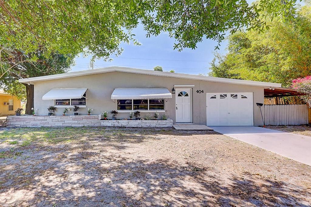 Photo of 404 Poplar Avenue, Port St Lucie, FL 34952 (MLS # R10879943)