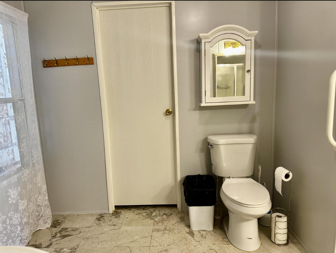 SEMINOLE COVE CONDOMINIUM - Residential