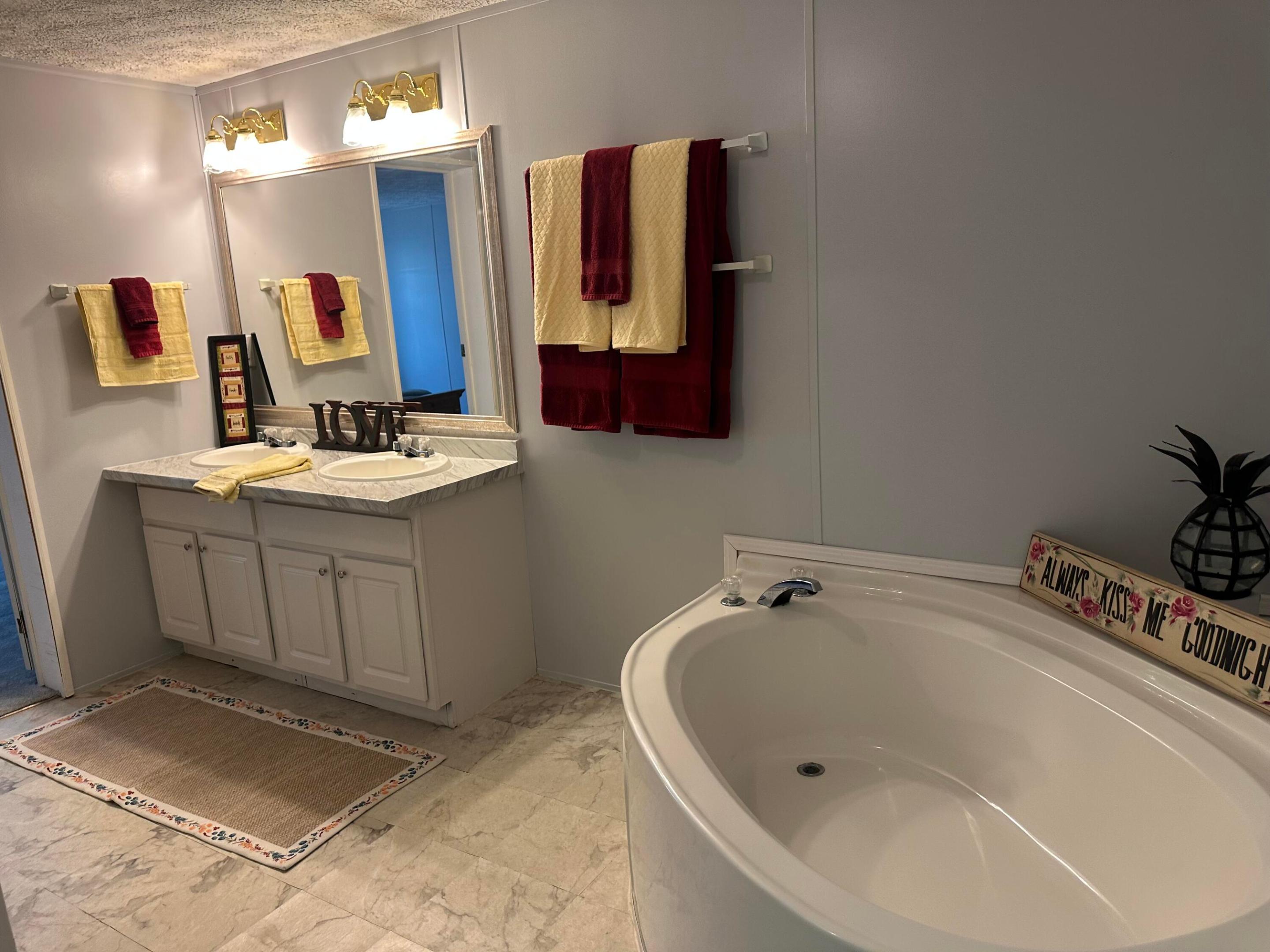 SEMINOLE COVE CONDOMINIUM - Residential