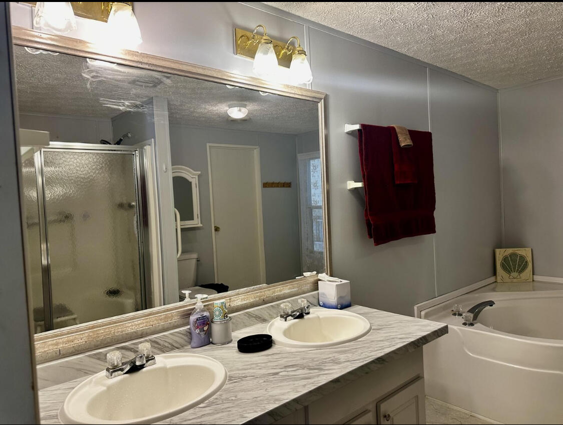 SEMINOLE COVE CONDOMINIUM - Residential