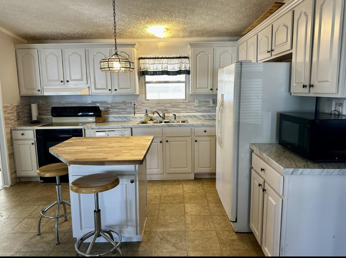 SEMINOLE COVE CONDOMINIUM - Residential