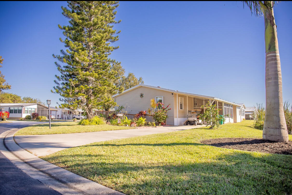 SEMINOLE COVE CONDOMINIUM - Residential