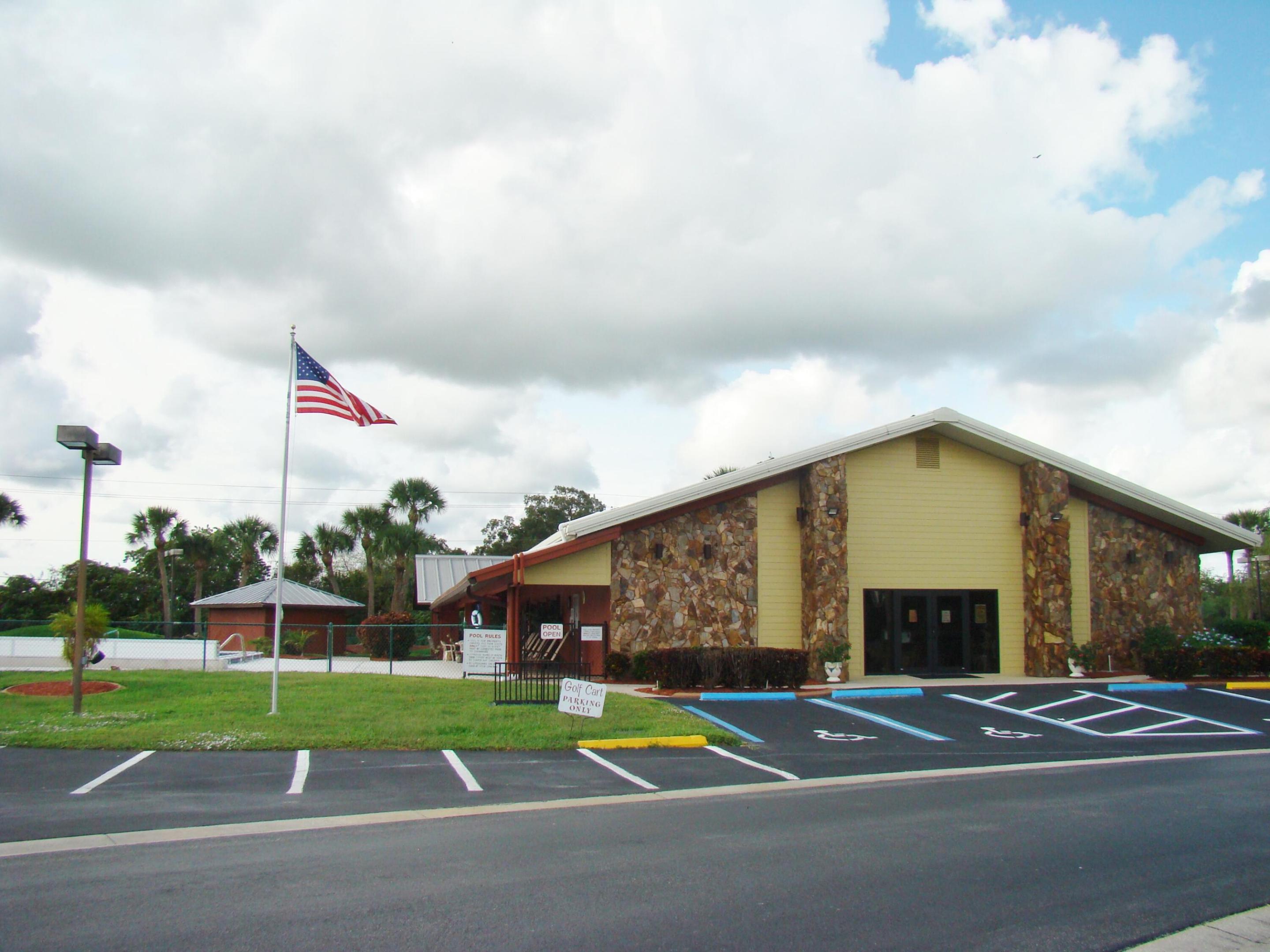 SEMINOLE COVE CONDOMINIUM - Residential