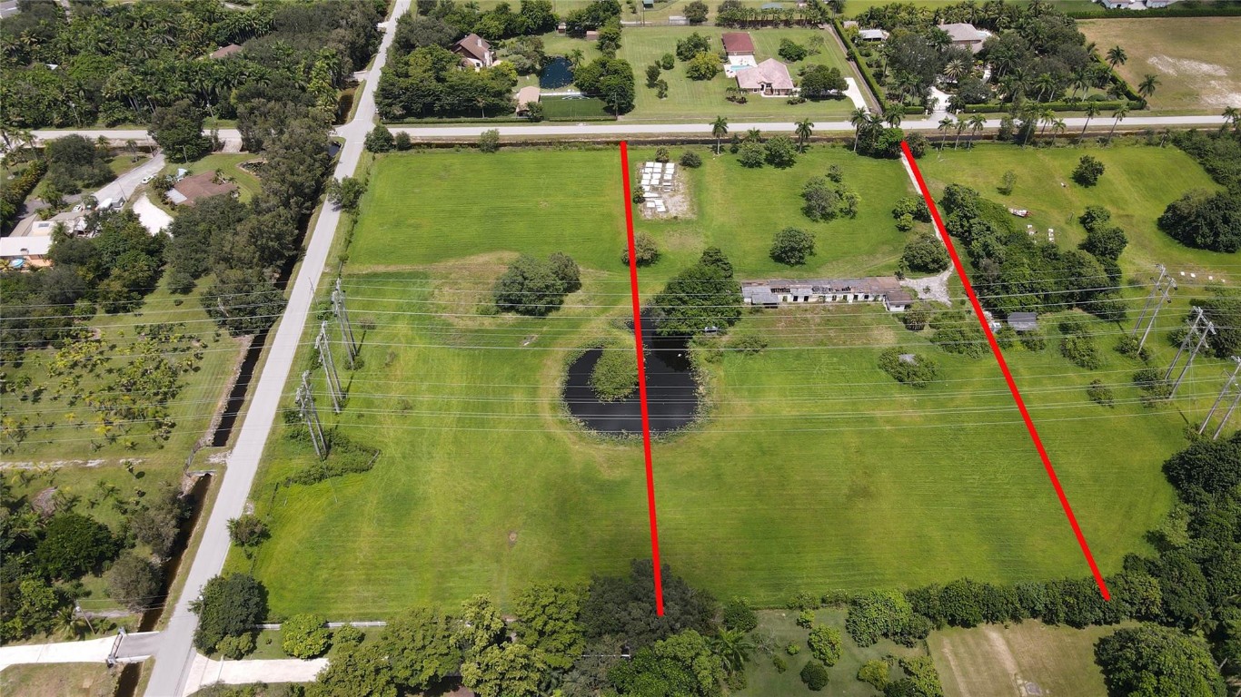 SUNSHINE RANCHES - Land