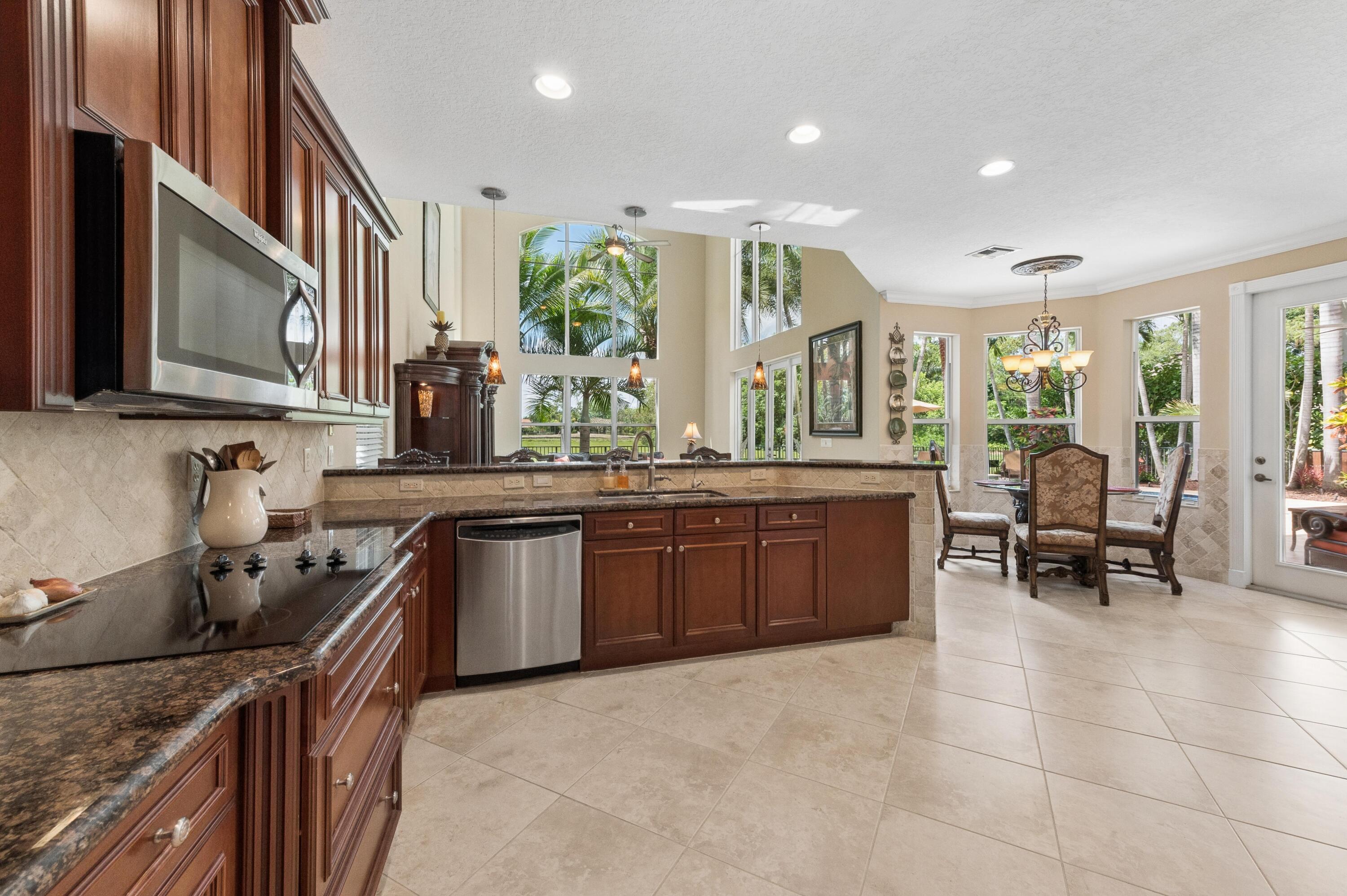 COUNTRY COVE ESTATES - Residential