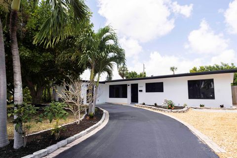 Single Family Residence in Wilton Manors FL 309 30th Court Ct.jpg