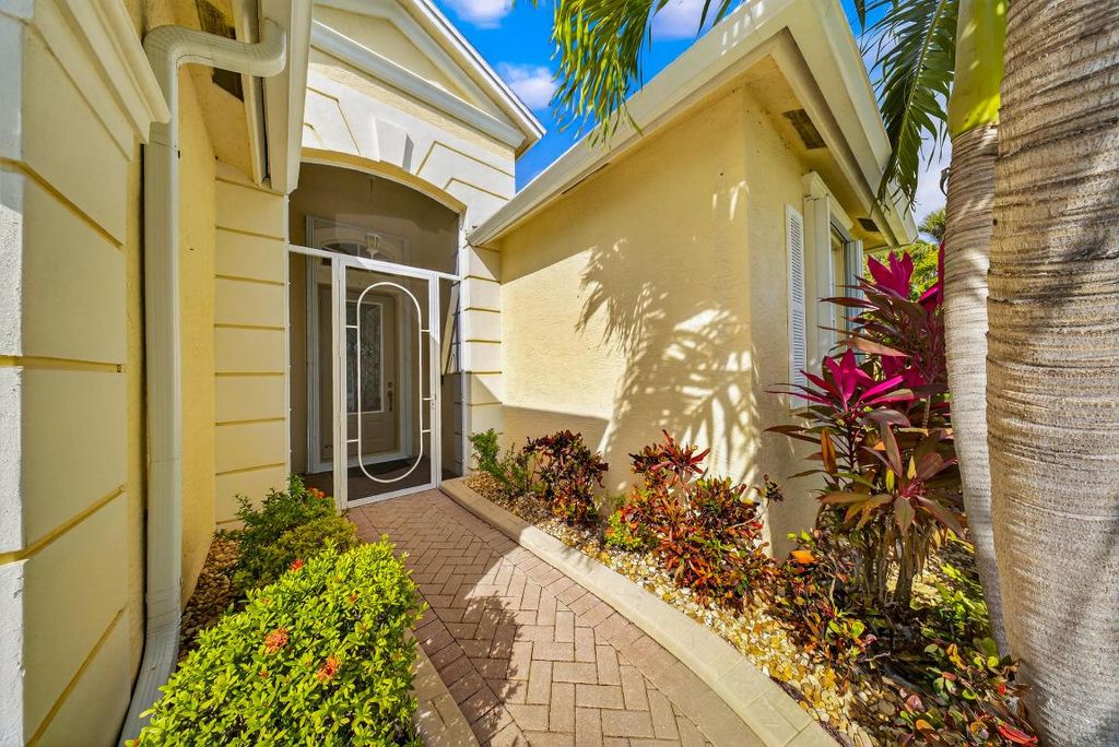 Photo of 270 SW Lake Forest Way, Port Saint Lucie, FL 34986 (MLS # R11157091)