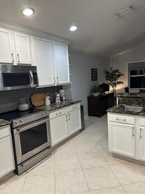 VENETIAN ISLES - Residential