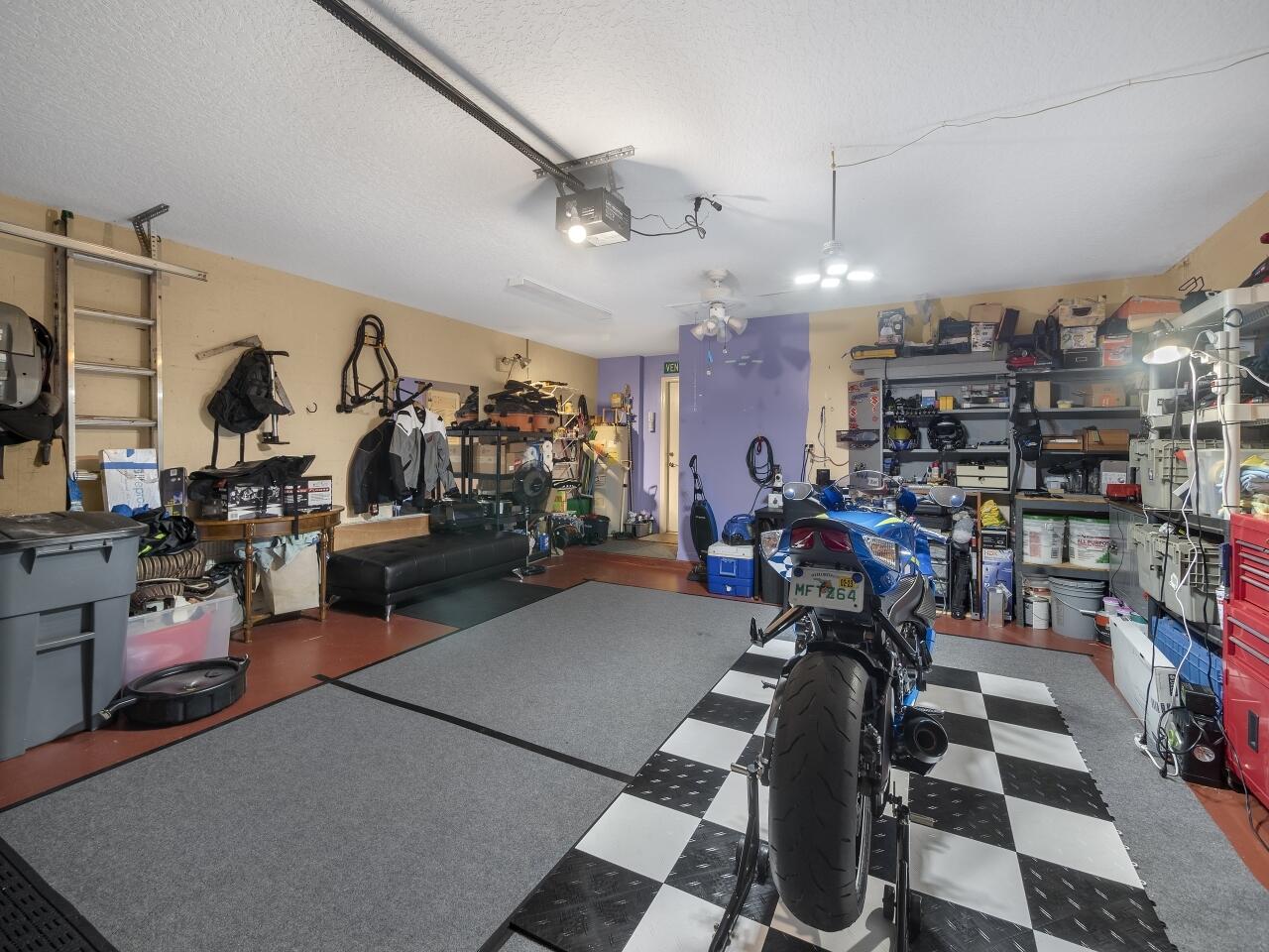 VENETIAN ISLES - Residential