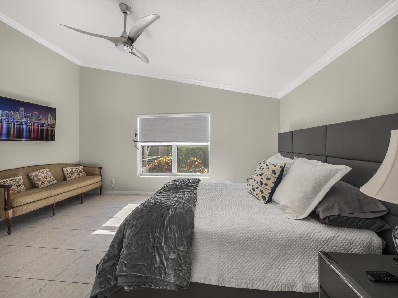 VENETIAN ISLES - Residential