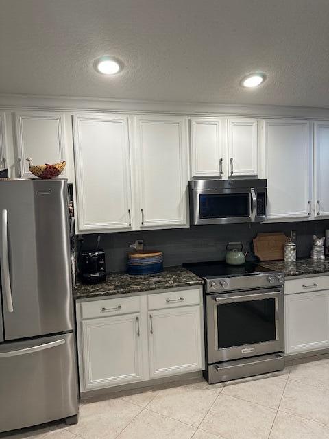 VENETIAN ISLES - Residential