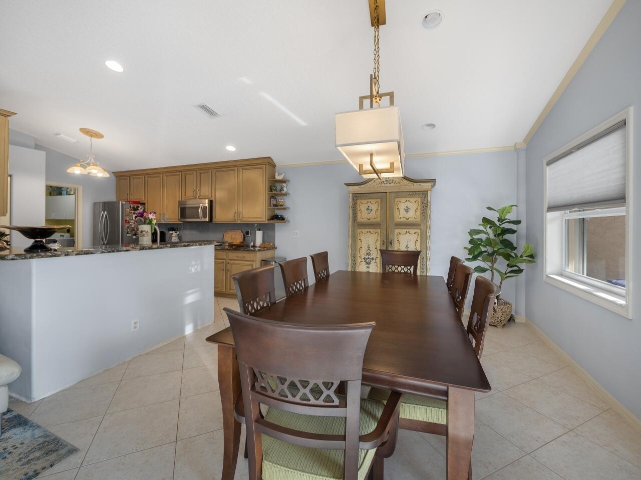 VENETIAN ISLES - Residential