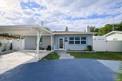 5823 Churchill Circle W West Palm Beach FL 33405